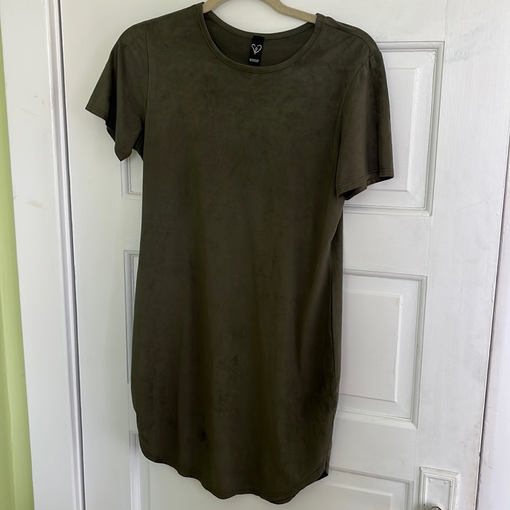 Windsor Dark Green Velvet T-Shirt Dress - Size Large